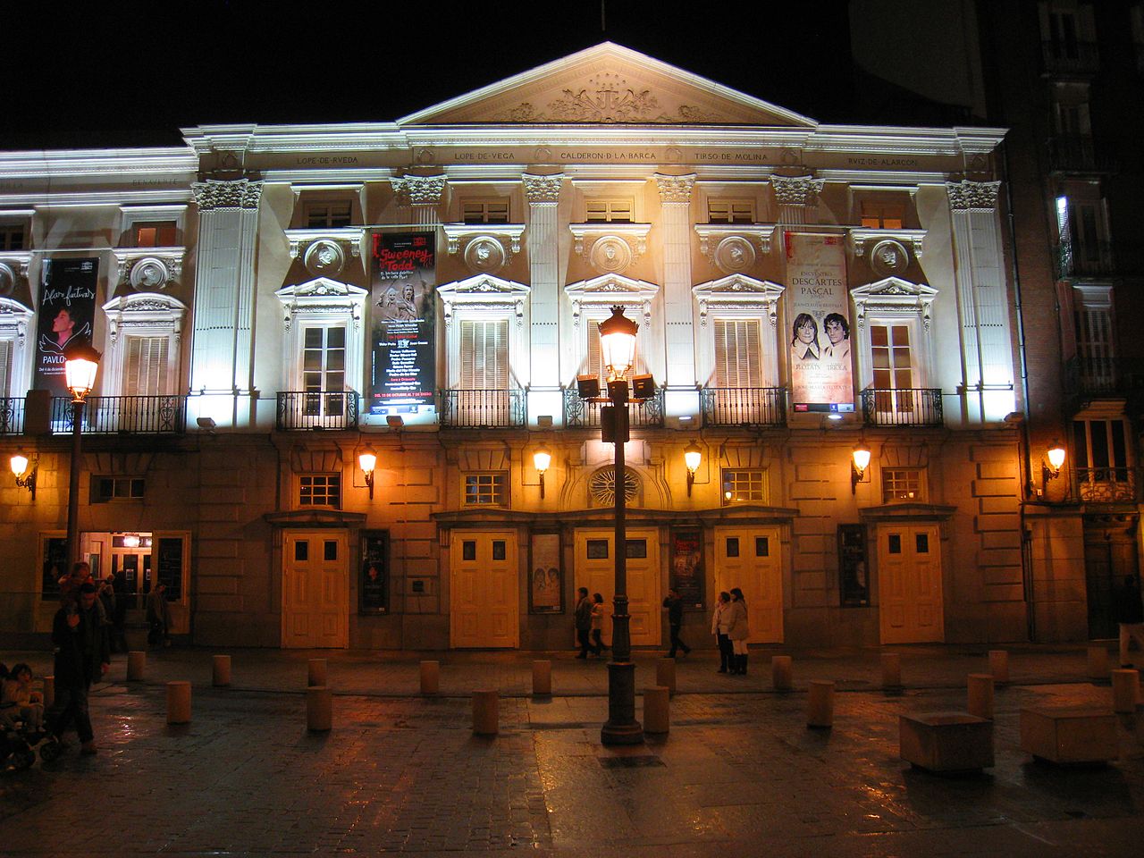Teatro Espanol nella Plaza de Santa Ana a Madrid- Spagna