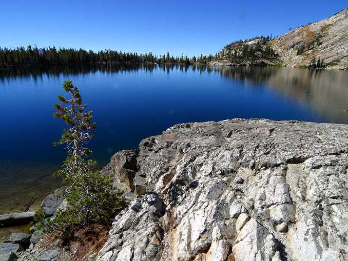 May Lake in Yosemite Park in Usa